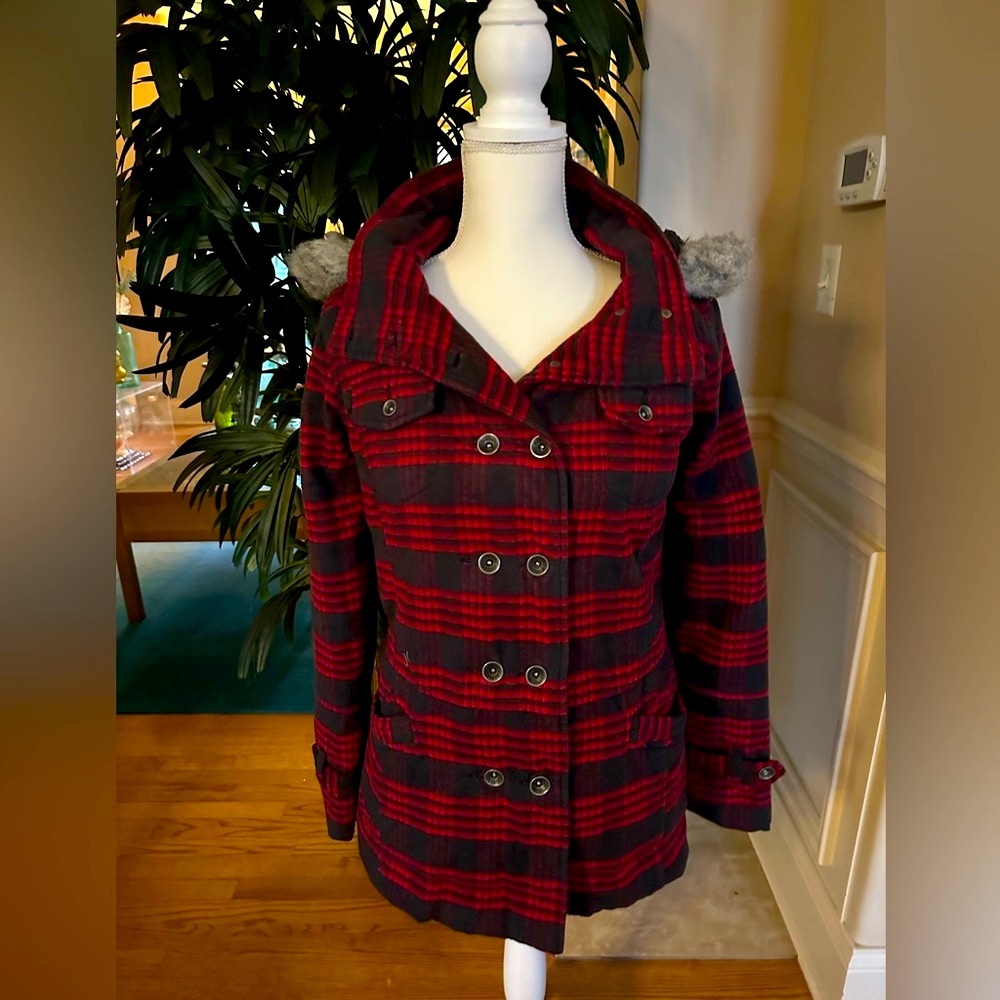 ❤️❤️Hurley X Fall Red & Black Plaid Flannel Jacket w/ Removable Fur Hood L❤️❤️
